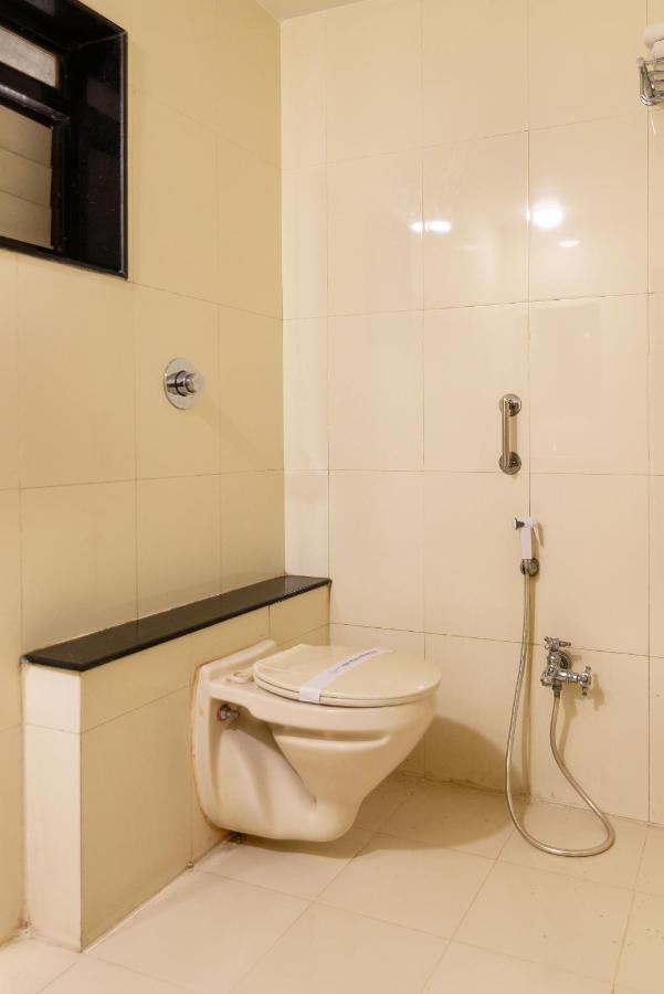 Hotel Sheetal Plaza Surat Exterior photo